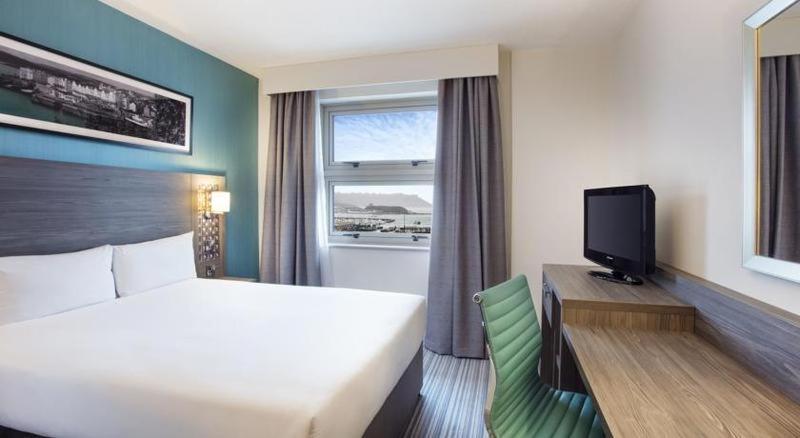 Leonardo Hotel East Midlands Airport Castle Donington Room photo